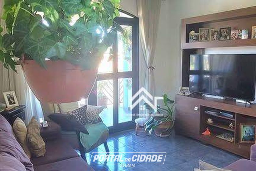 Casa &agrave; venda - 180m&sup2; - Jardim Santos Dumont