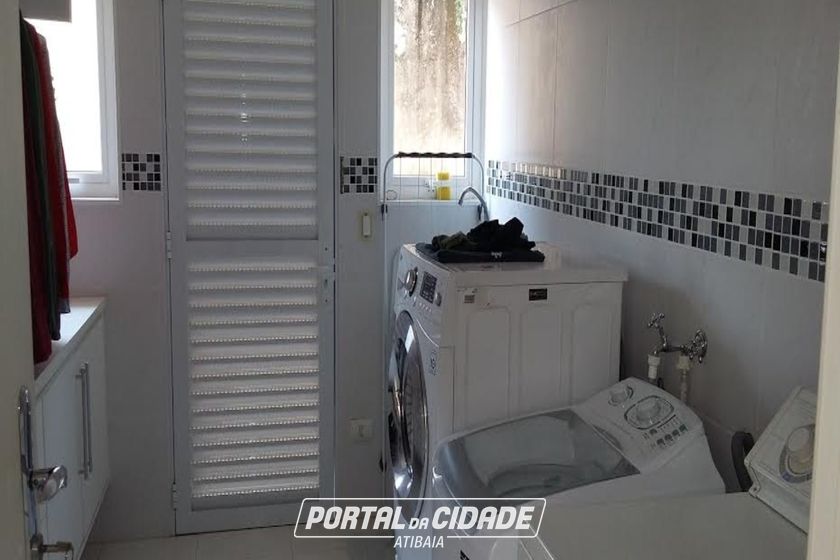 Casa &agrave; venda - 300m&sup2; - Condom&iacute;nio Shambala I
