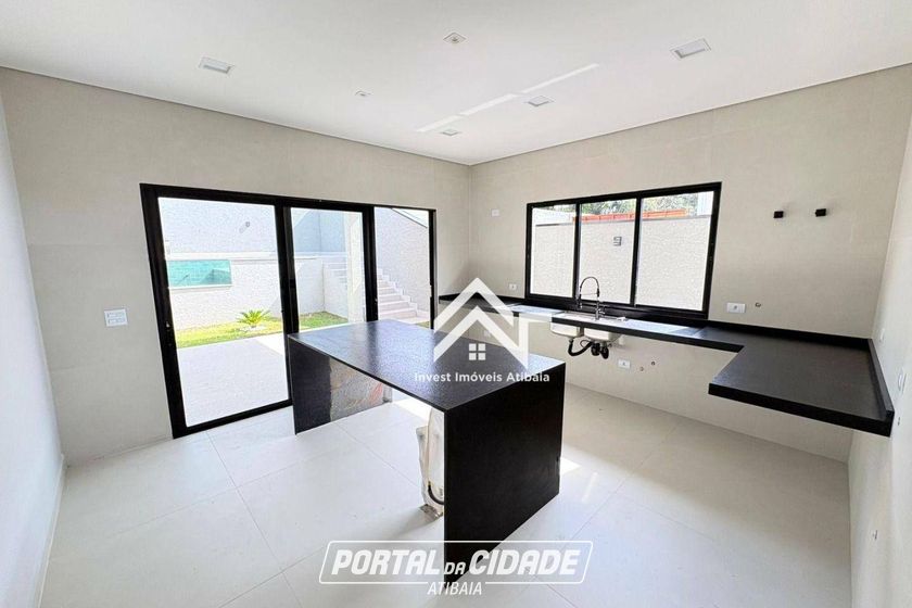 Casa &agrave; venda - 212m&sup2; - Nova Gard&ecirc;nia