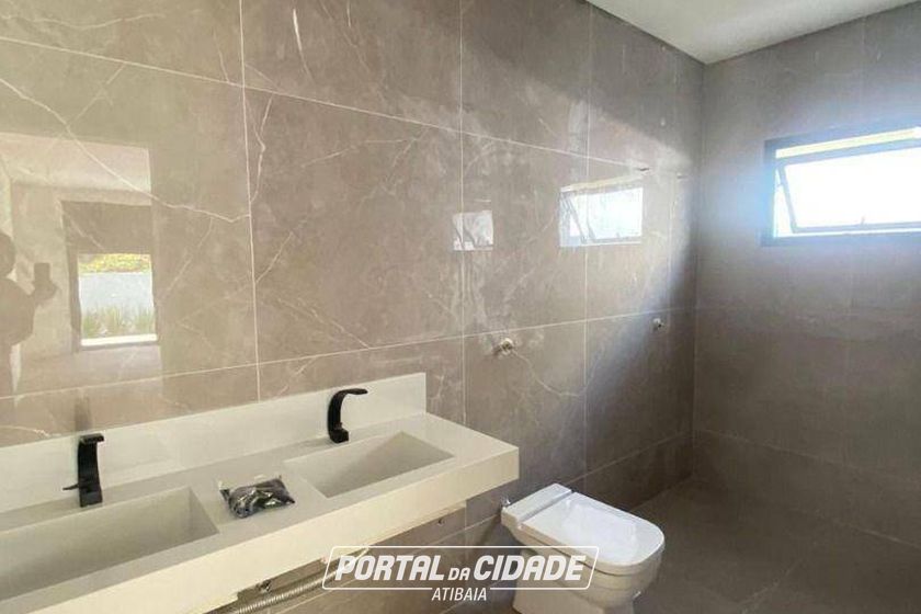 Casa &agrave; venda - 300m&sup2; - Condom&iacute;nio Shambala III