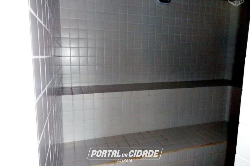 Ch&aacute;cara &agrave; venda - 2384m&sup2; - Vale dos Pinheiros