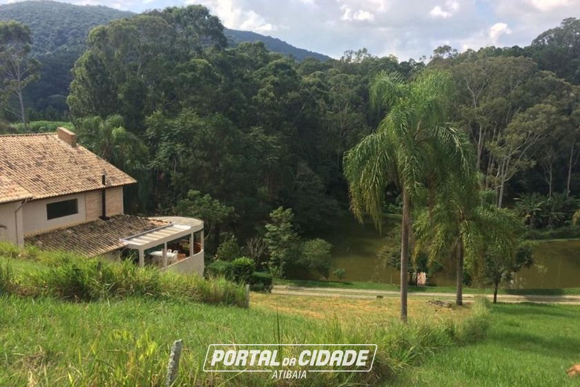 Terreno &agrave; venda - 600m&sup2; - PORT&Atilde;O