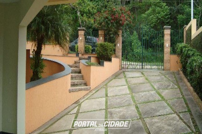 Casa &agrave; venda - 400m&sup2; - Condominio Flamboyant