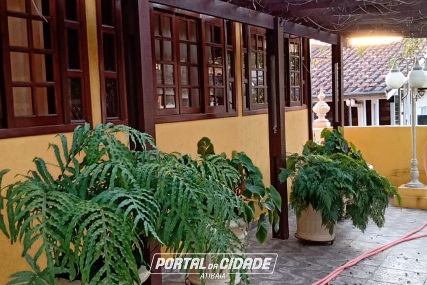 Sobrado &agrave; venda - EST&Acirc;NCIA SANTA MARIA DO LARANJAL