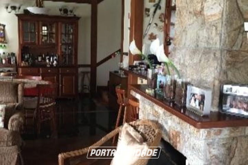 Casa &agrave; venda - 162m&sup2; - Condominio Parque das Gar&ccedil;as