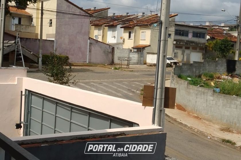 Sobrado &agrave; venda - NOVA CEREJEIRA