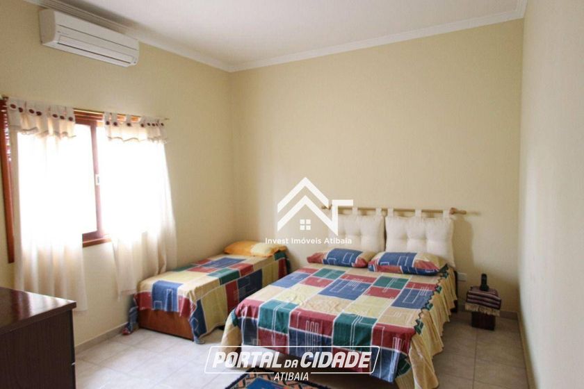 Casa para alugar - 401m&sup2; - Vila Petr&oacute;polis