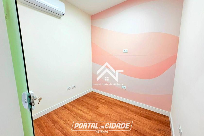 Sal&atilde;o Comercial para alugar - 200m&sup2; - Vila Thais