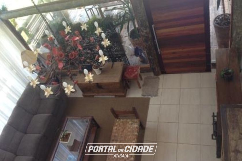 Casa para alugar - 370m&sup2; - Condom&iacute;nio Portal Ouro Verde