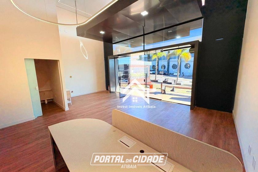Sal&atilde;o Comercial para alugar - 200m&sup2; - Vila Esperia ou Giglio