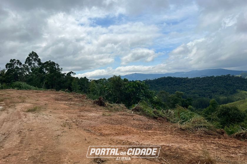 Terreno &agrave; venda - 3000m&sup2; - JUNDIAZINHO