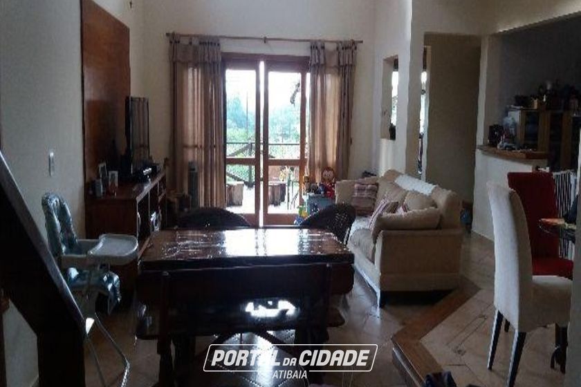 Casa &agrave; venda - 200m&sup2; - Jardim dos Pinheiros