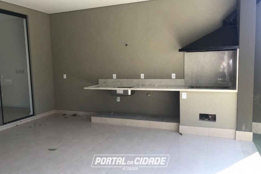 Casa &agrave; venda - 150m&sup2; - JARDIM MARISTELA