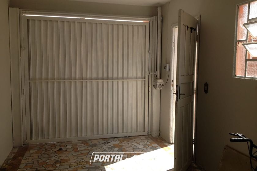 Casa &agrave; venda - 211m&sup2; - Centro