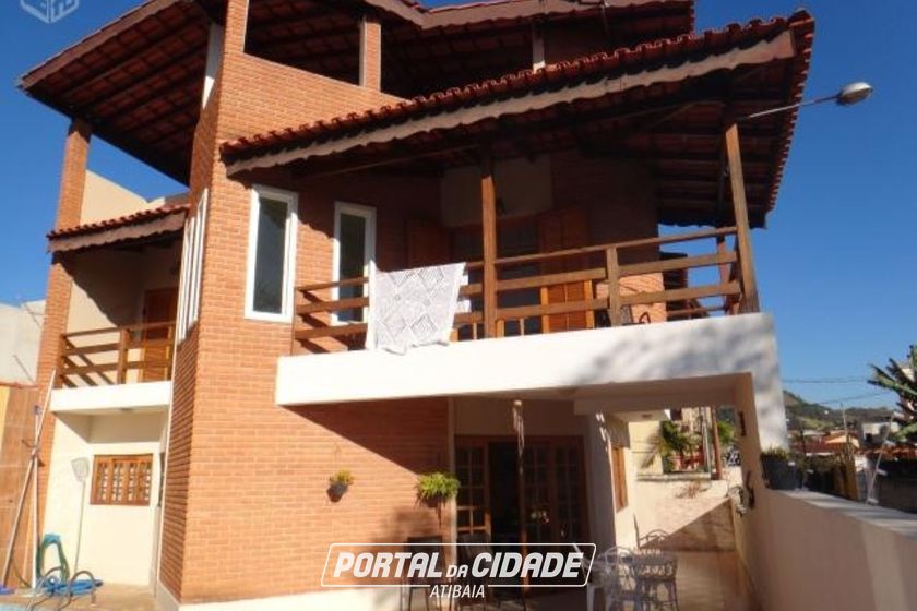 Casa &agrave; venda - 220m&sup2; - Jardim das Flores