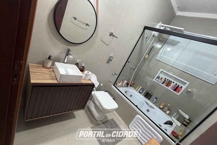 Casa &agrave; venda - 100m&sup2; - Alvin&oacute;polis