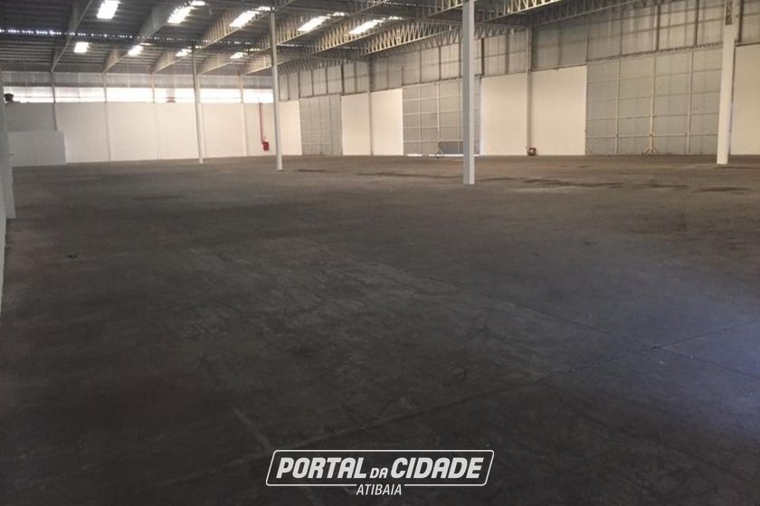 Sal&atilde;o Comercial para alugar - 3000m&sup2; - Santa F&eacute;