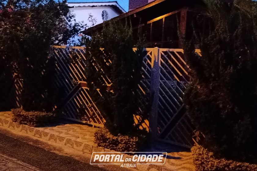 Sobrado &agrave; venda - EST&Acirc;NCIA SANTA MARIA DO LARANJAL