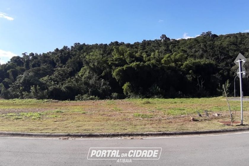 Terreno &agrave; venda - 682m&sup2; - RESIDENCIAL GRANVILLE