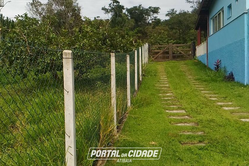 Ch&aacute;cara &agrave; venda - 187m&sup2; - LOTEAMENTO JARDIM SOLARES