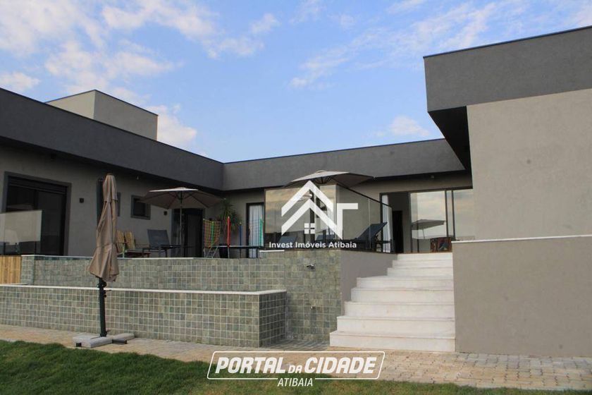 Casa &agrave; venda - 250m&sup2; - Bairro Canedos