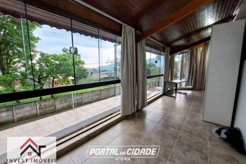 Casa &agrave; venda - 321m&sup2; - Jardim Jaragu&aacute;