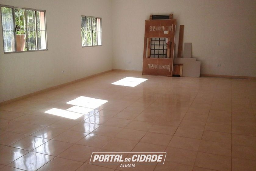 Ch&aacute;cara &agrave; venda - 12700m&sup2; - Tanque