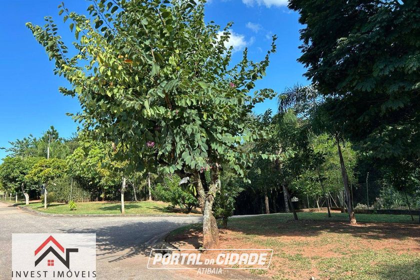 Casa &agrave; venda - 246m&sup2; - Condominio Alto da Floresta