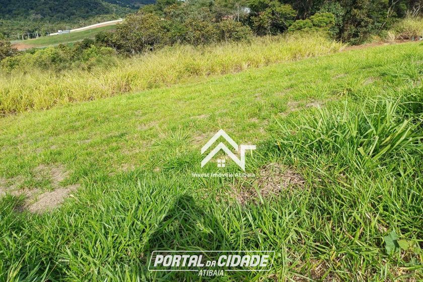 Terreno &agrave; venda - 300m&sup2; - Condom&iacute;nio Portal Lamis