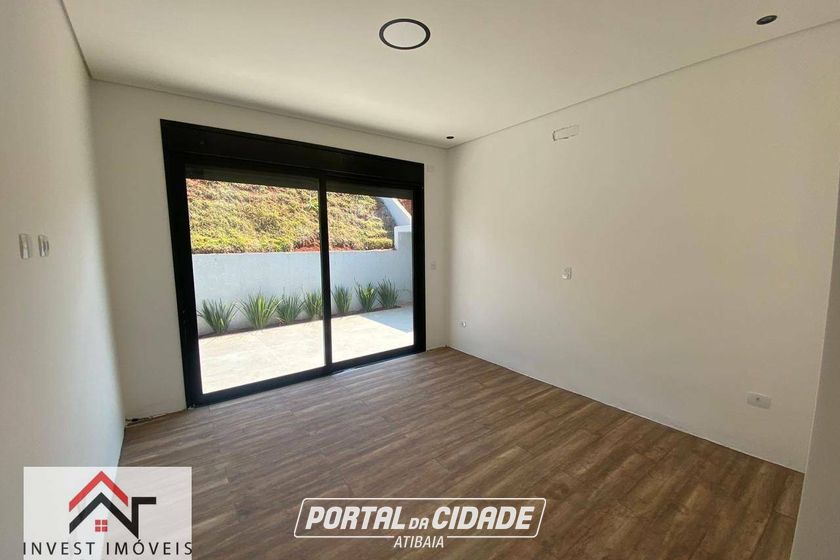 Casa &agrave; venda - 300m&sup2; - Condom&iacute;nio Shambala III