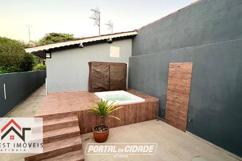 Casa &agrave; venda - 150m&sup2; - Atibaia Jardim