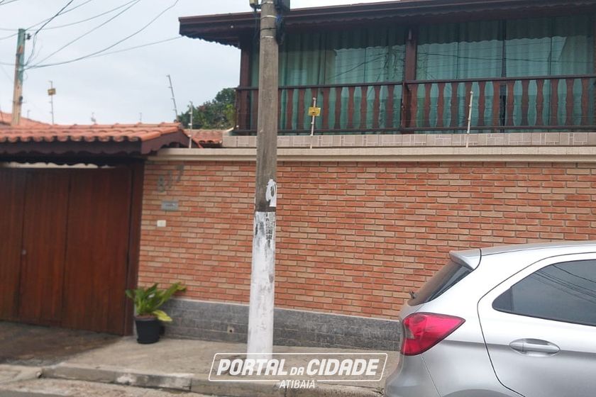 Sobrado &agrave; venda - 791m&sup2; - ALVIN&Oacute;POLIS