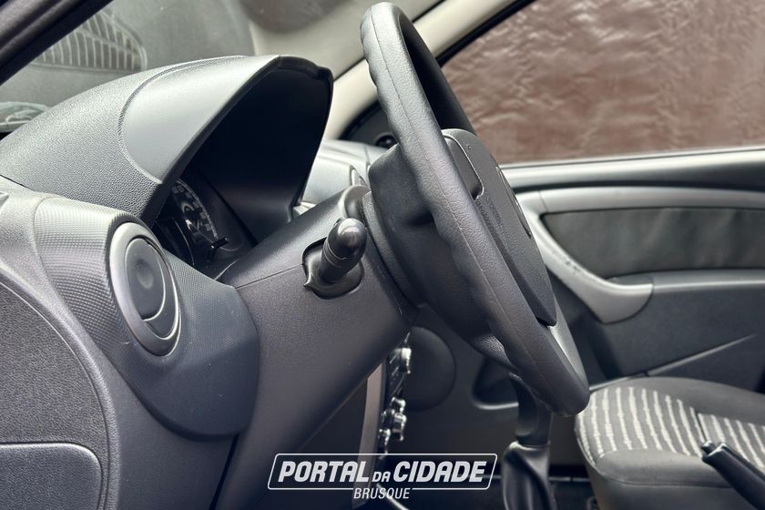 Renault SANDERO