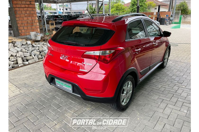 Hyundai HB20X