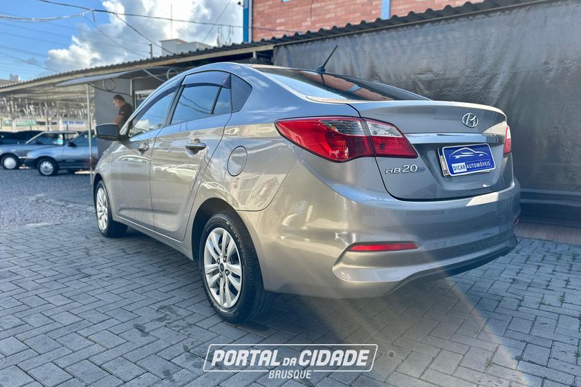 Hyundai HB20S