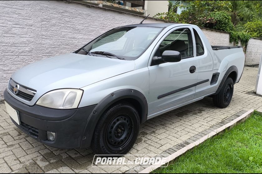 Chevrolet MONTANA