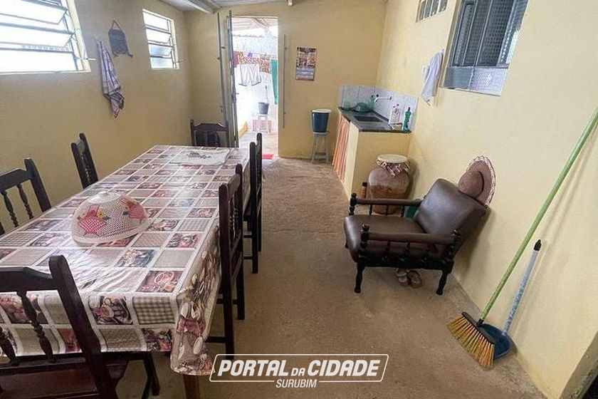 Casa &agrave; venda - 240m&sup2; - S&atilde;o Sebasti&atilde;o