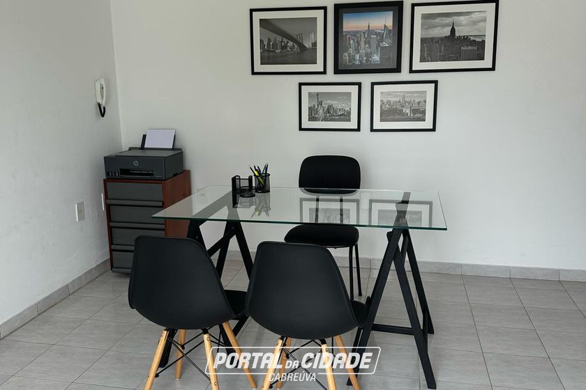 Sala Comercial para alugar - 80m&sup2; - Jacar&eacute;