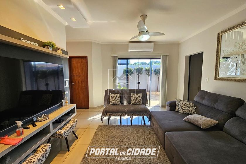 Casa &agrave; venda - 220m&sup2; - Vila Uni&atilde;o