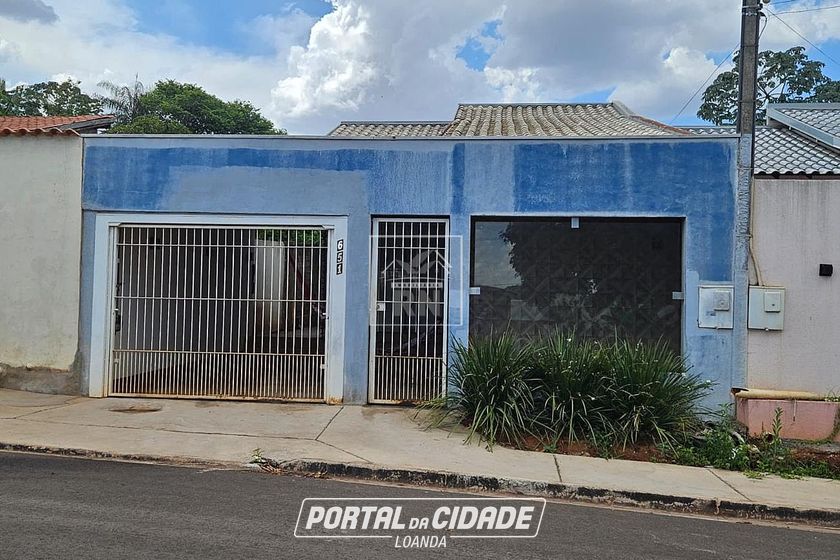 Casa &agrave; venda - 90m&sup2; - Centro