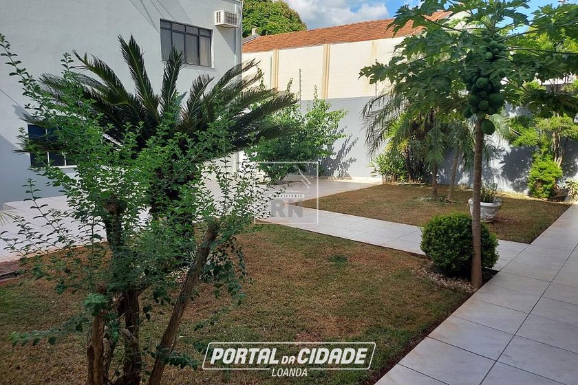 Casa &agrave; venda - centro
