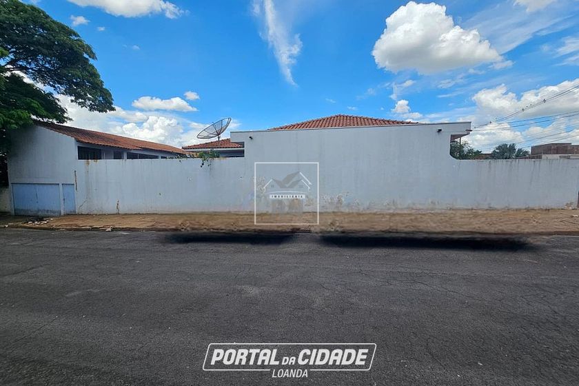 Casa &agrave; venda - 280m&sup2; - Centro