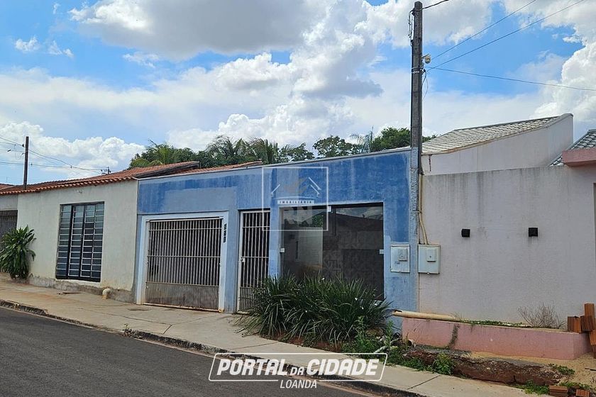 Casa &agrave; venda - 90m&sup2; - Centro