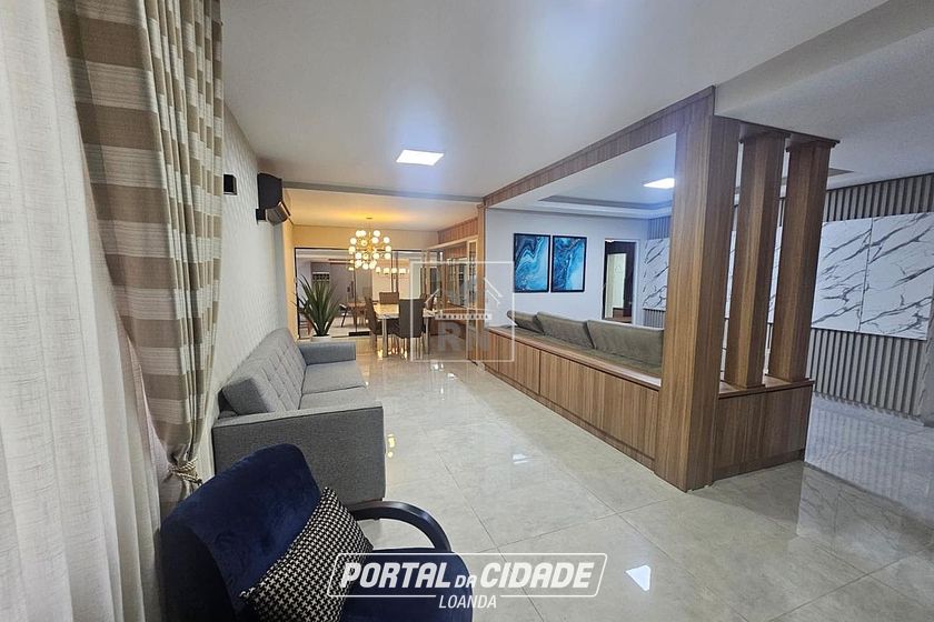 Casa &agrave; venda - 277m&sup2; - Centro