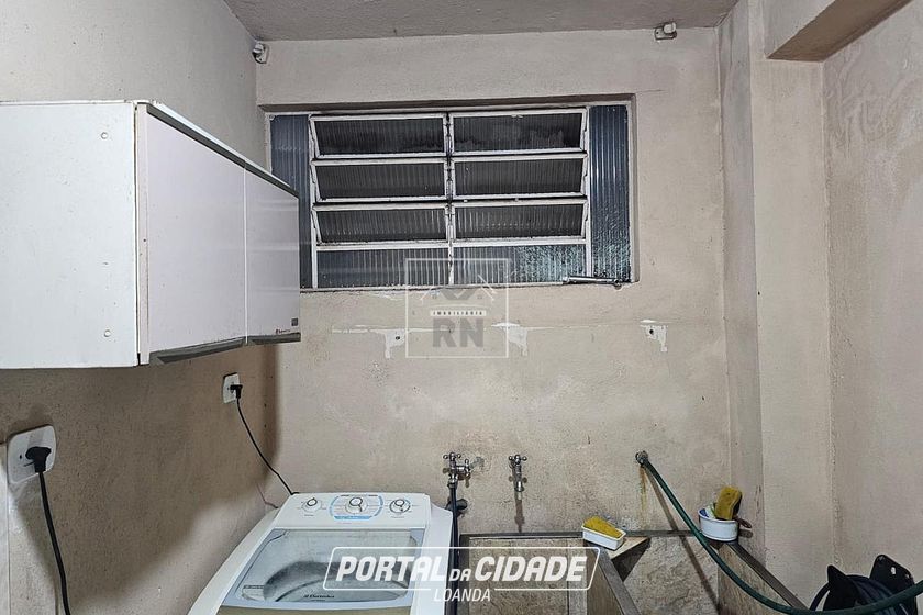 Casa &agrave; venda - 230m&sup2; - Centro