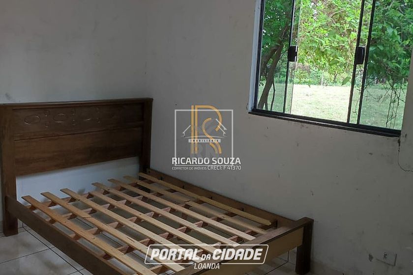 Ch&aacute;cara &agrave; venda - S&atilde;o Jos&eacute; do Iva&iacute;