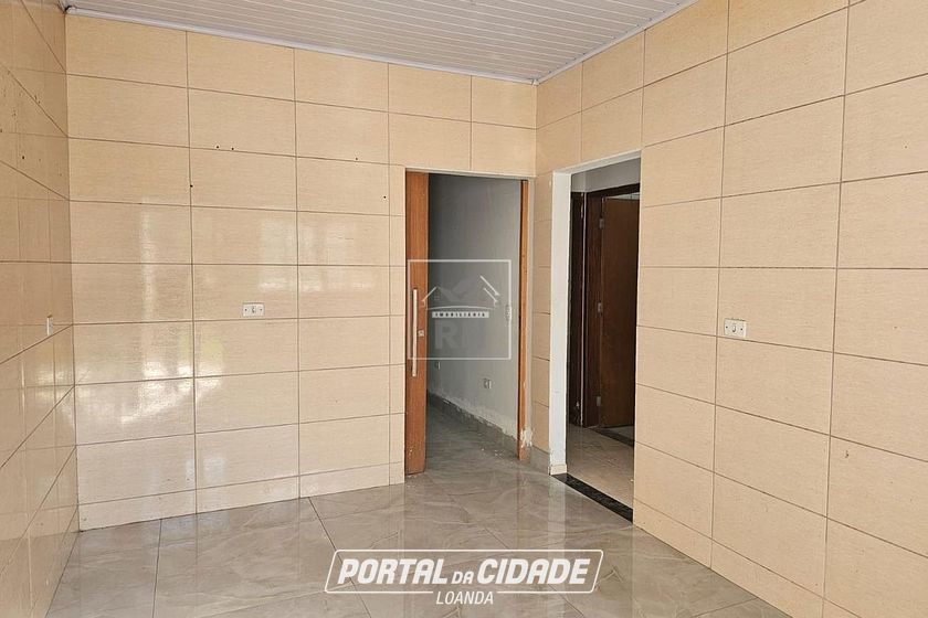 Casa &agrave; venda - 90m&sup2; - Centro
