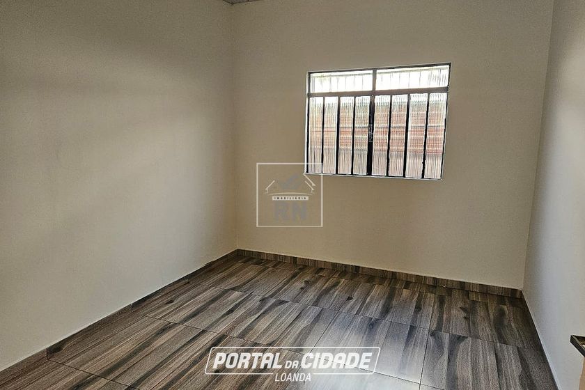Casa &agrave; venda - 200m&sup2; - Centro