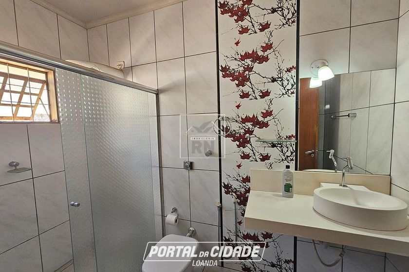 Casa &agrave; venda - 200m&sup2; - Centro