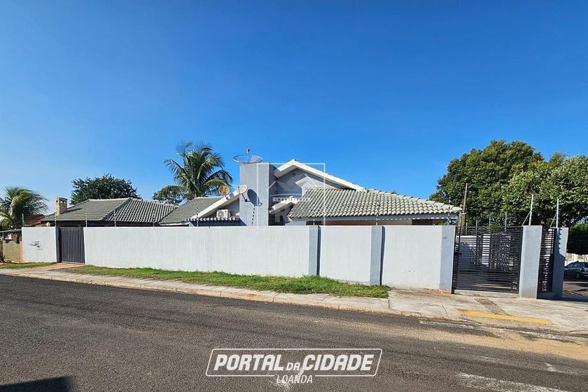 Casa &agrave; venda - 220m&sup2; - Vila Uni&atilde;o